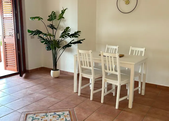 Residenza Belvedere - Lemon With Terrace & Garden Near The Sea Scalea