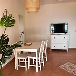 Residenza Belvedere - Lemon With Terrace & Garden Near The Sea Apartamento *